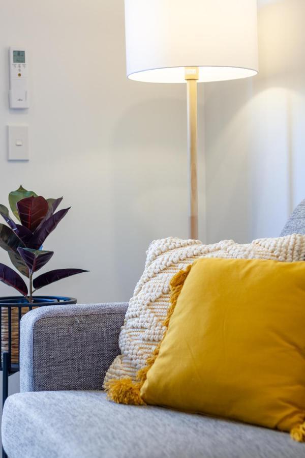 Walk To Central City 2 Bed 2 Bath. Madras Street Christchurch Bagian luar foto
