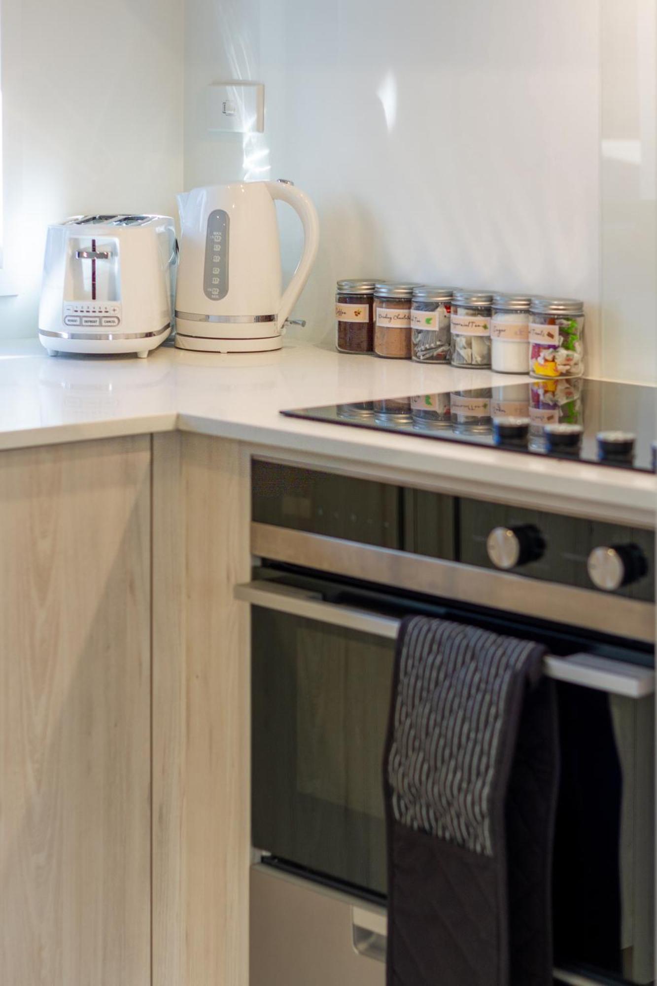 Walk To Central City 2 Bed 2 Bath. Madras Street Christchurch Bagian luar foto